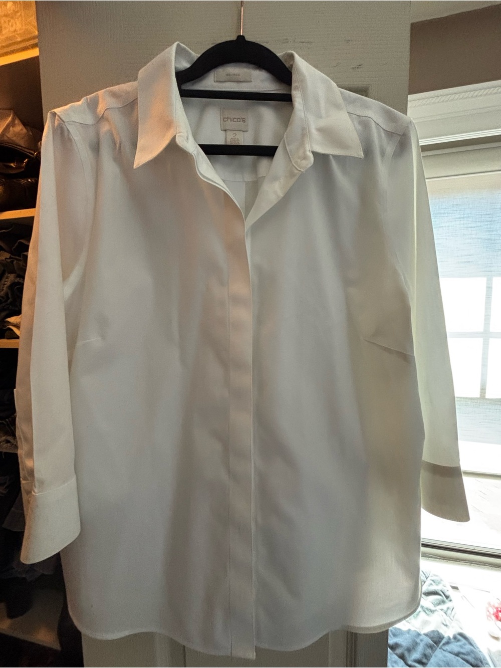 Chico’s Classic White Women’s Dress Shirt, like new, size 2 (equiv. To size LG)